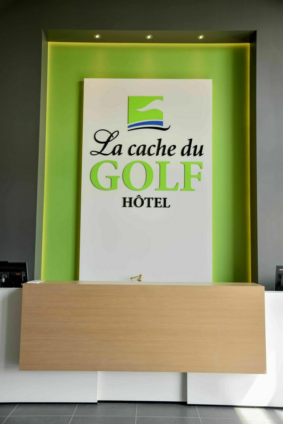 Hotel La Cache Du Golf Beauceville Esterno foto